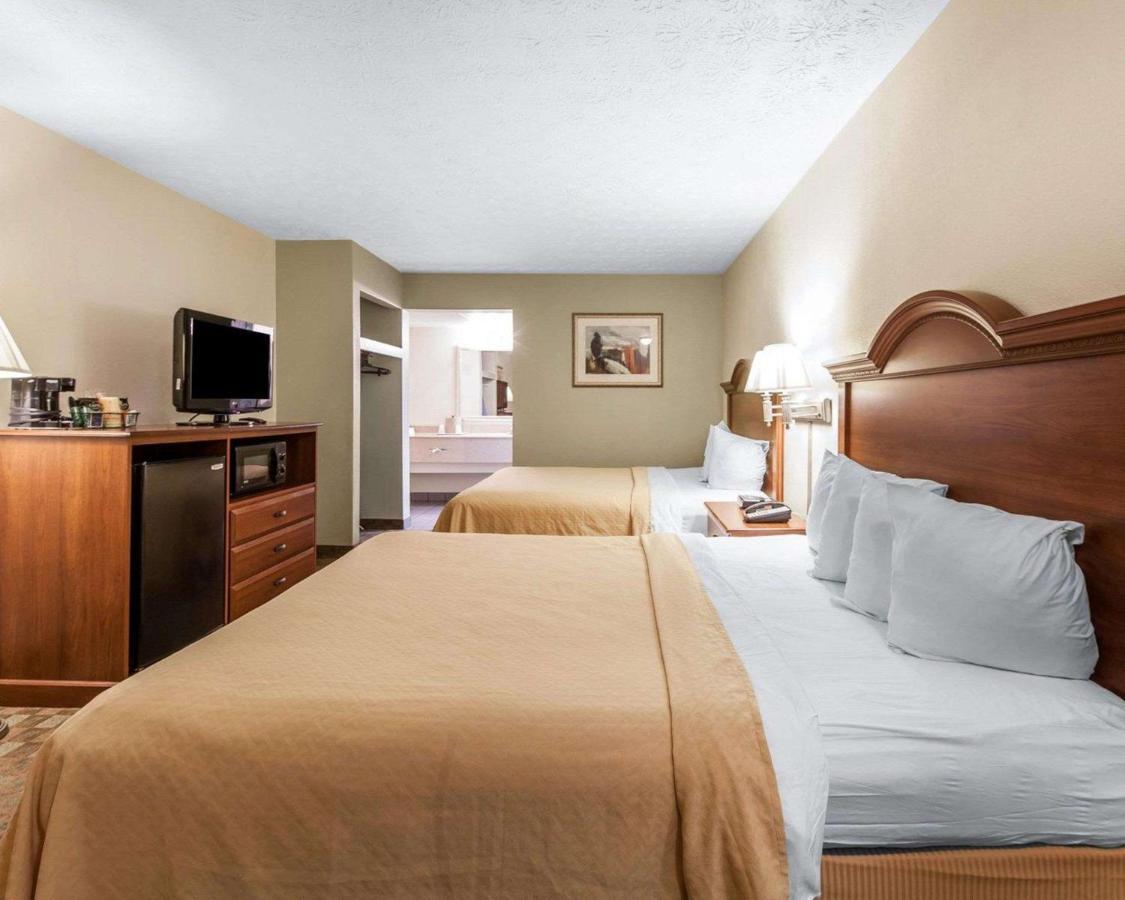 Quality Inn & Suites At Dollywood Lane Pigeon Forge Esterno foto